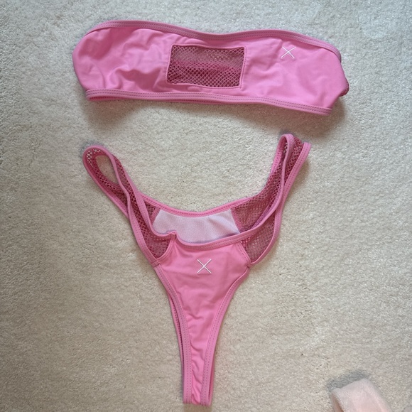 BoutineLA Pink Mesh Bikini - Picture 1 of 2
